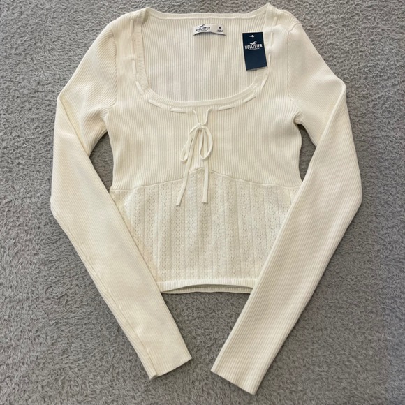 Hollister Tops - NWT Hollister Pointelle Ribbed Top Womens M White Textured Scoop Neck Tie Front
